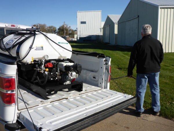 LawnMate Series - Pickup Sprayer - Image 2