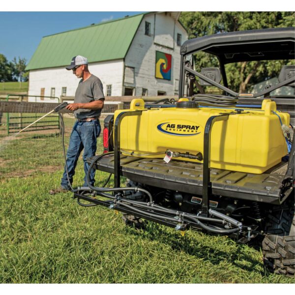 Utv Bed 45 Gallon With Handgun Sprayer - Image 3