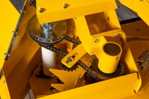 2 or 3 Row-Independent Corn Heads - Image 3