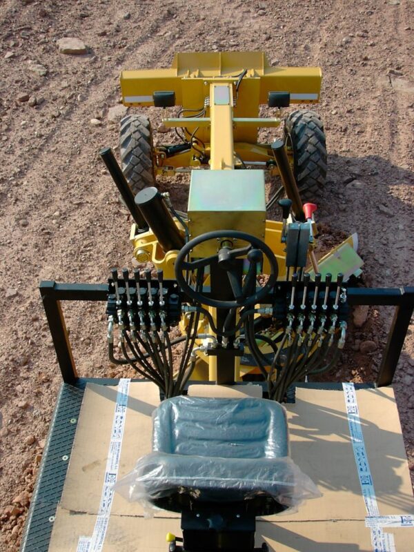 Hydraulic articulated grader - Image 3