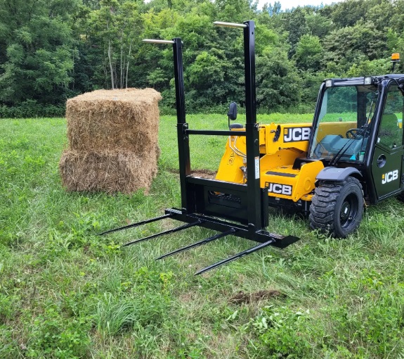Front Loader Large Rectangular Bale Carriage with Adjustable Uprights